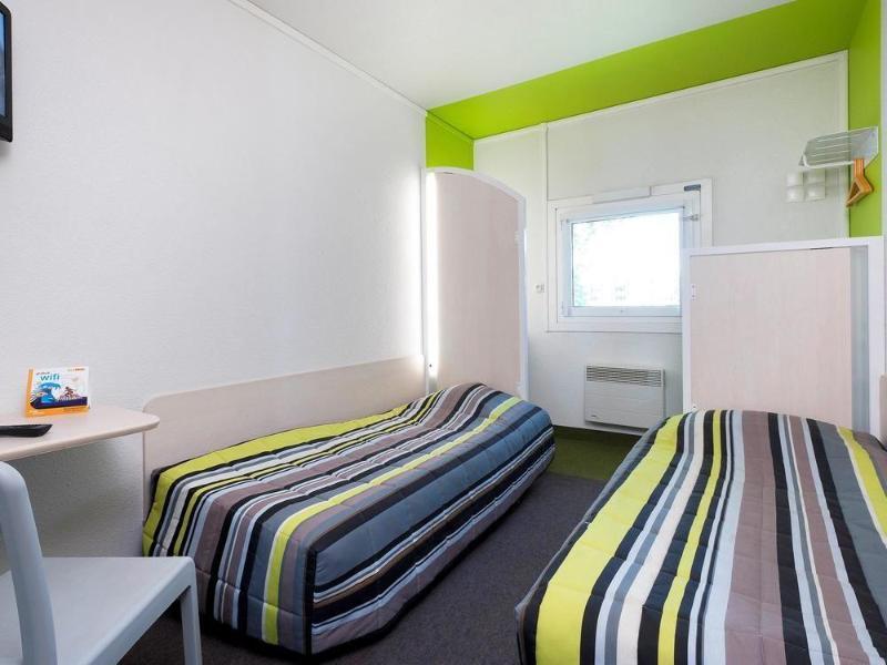 Hotelf1 Lille Tourcoing Nord Roncq Exterior photo
